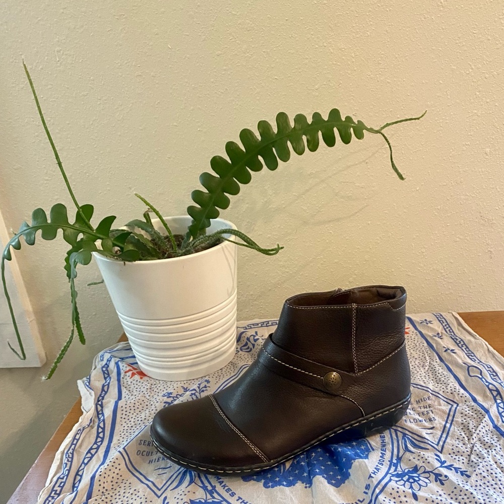 Clarks Brown booties